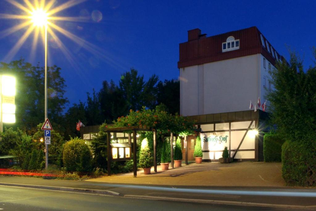 Hotel-Restaurant Esbach Hof Китцинген Екстериор снимка